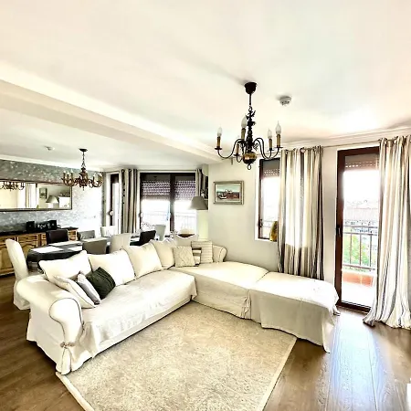 Luxury 3-br & Sky Terrace * Sveti Vlas