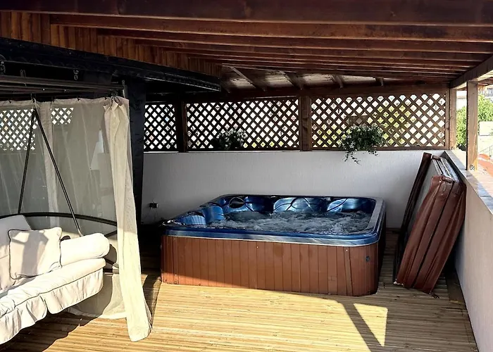 Lejlighed Luxury 3-br & Sky Terrace Sveti Vlas